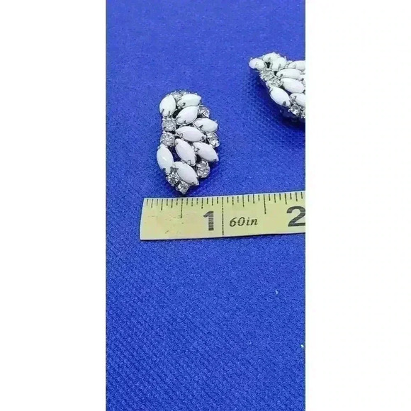 Vintage Earrings Clip White Milk Glass & Clear Rhinestones RARE Signed GALE - Picture 13 of 13